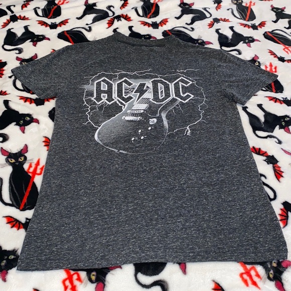 3/$30 ACDC Band Shirt - Picture 3 of 5